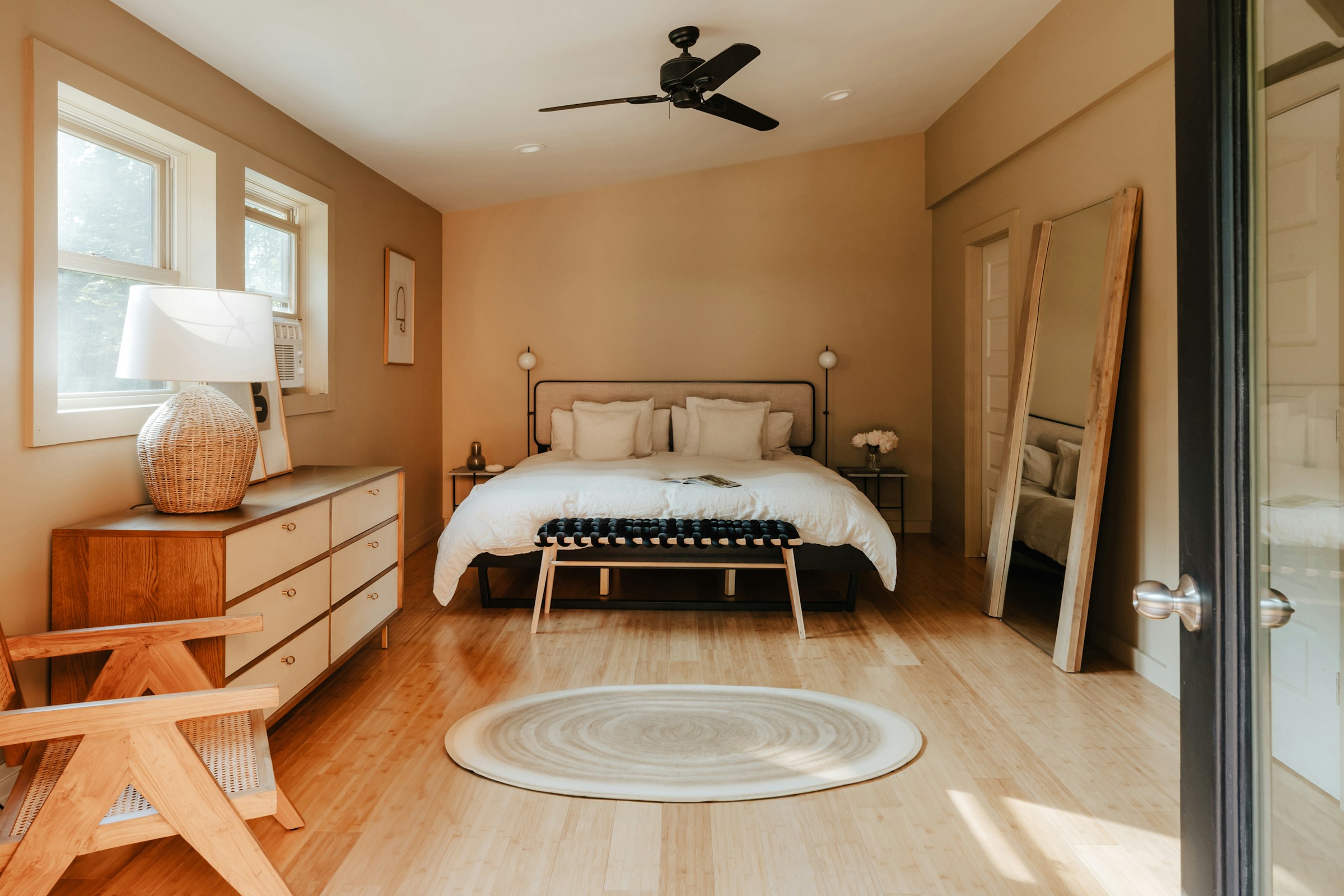 Toe aan een nieuwe kledingkast? Dit is waar je op moet letten